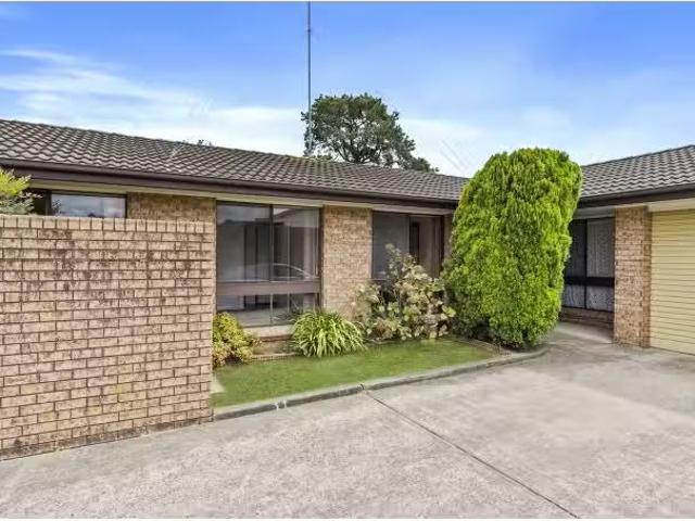 For Rent! 3 BR 11/45 Rudd Road, Leumeah House for rent Listed.