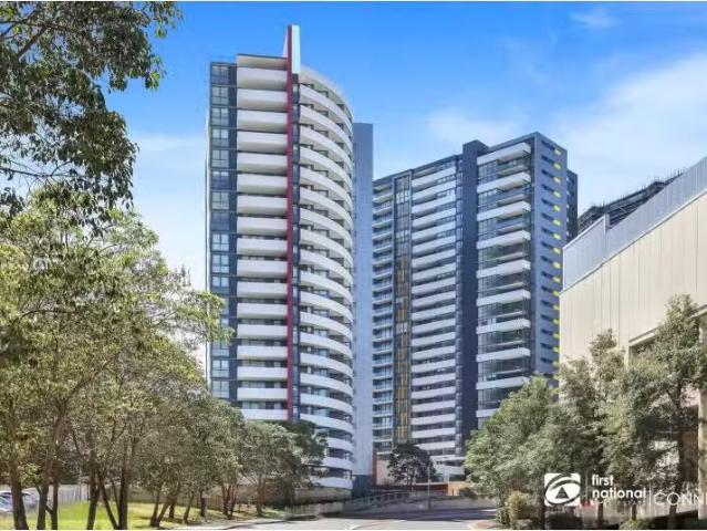 Cheap 3 BR 12/9 Gay Street, CASTLE HILL Apartment for rent Li.
