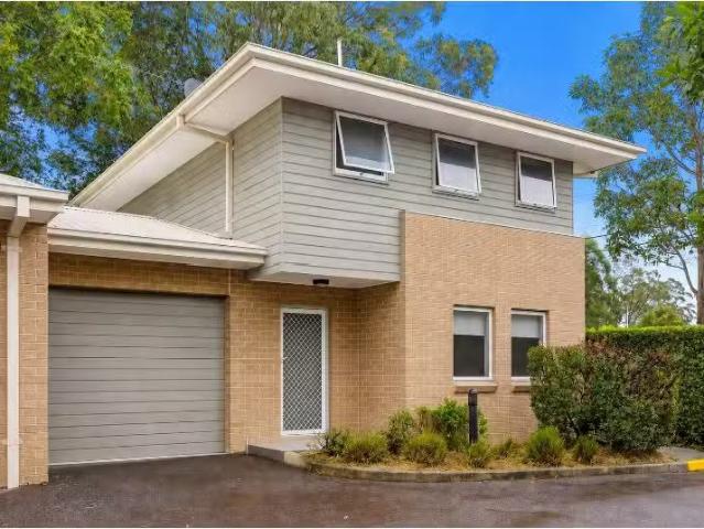 New 3 BR 12/1 9 Burns Road, Ourimbah Townhouse for rent Liste.