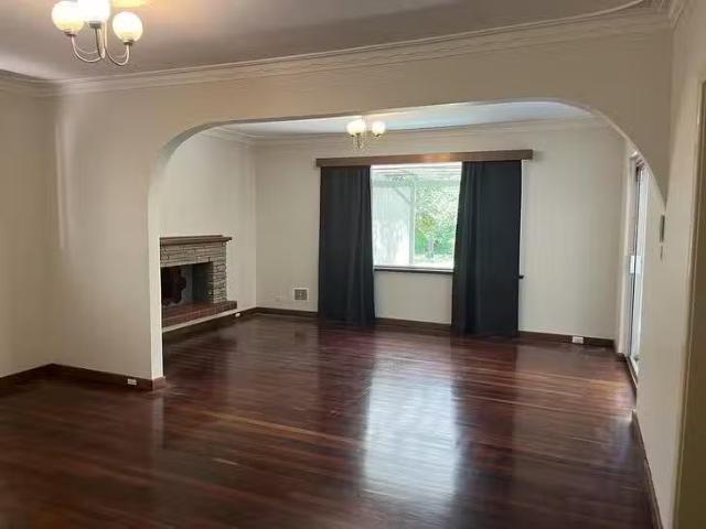 Charming 3 BR 136 Normanby Road, Inglewood, WA 6052