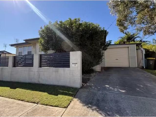 Unique 3 BR 133 Dudley Street, Lake Haven House for rent List.