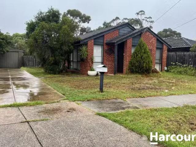 Cozy 3 BR 14 Reserve Road, HOPPERS CROSSING, VIC 3029 House.