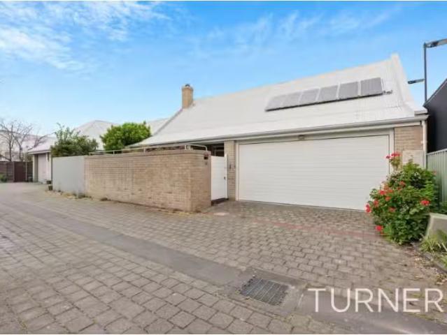 Nice 3 BR 15 Alder Close, North Adelaide House for rent Liste.