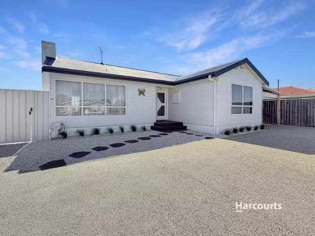 Nice 3 BR 15 Locket Street, ULVERSTONE, TAS 7315 House for R.