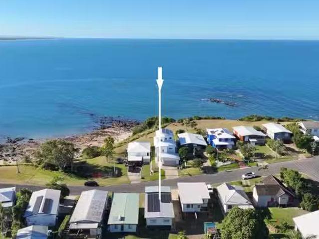 Just in! 3 BR 16 Ocean Parade, COOEE BAY, QLD 4703 House for.