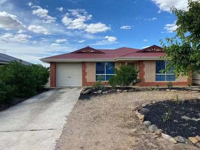 Nice 3 BR 18 Meyer Road, Murray Bridge, SA 5253