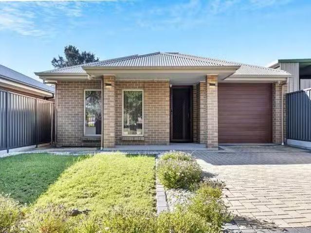 Deal! 3 BR 18A Milbank Avenue, Gilles Plains, SA 5086