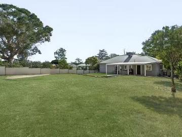 Deal! 3 BR 19 Blackett Avenue, Young, NSW 2594
