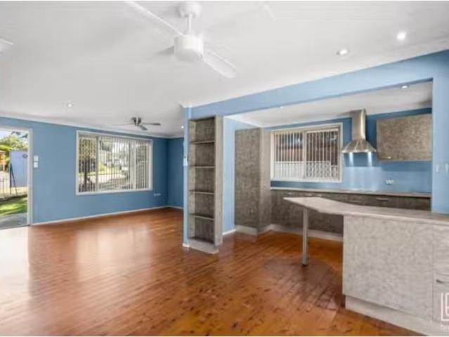New 3 BR 19 Swan Street, KANWAL House for rent Listed by Crai.