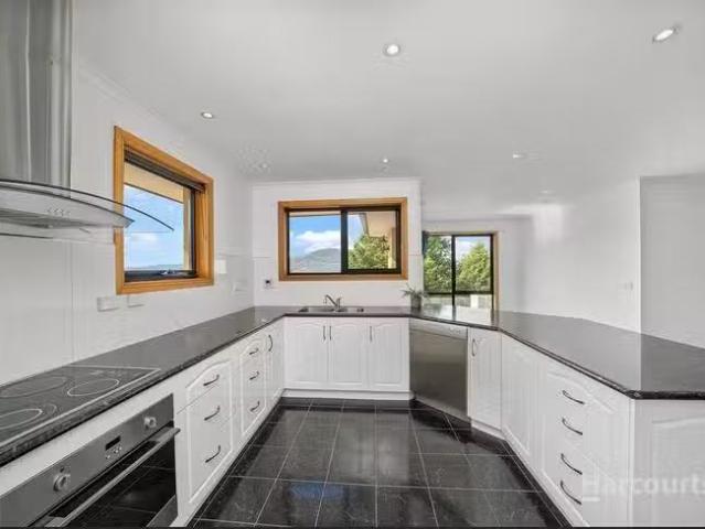 New 3 BR 1 Ewens Court, Glenorchy, TAS 7010
