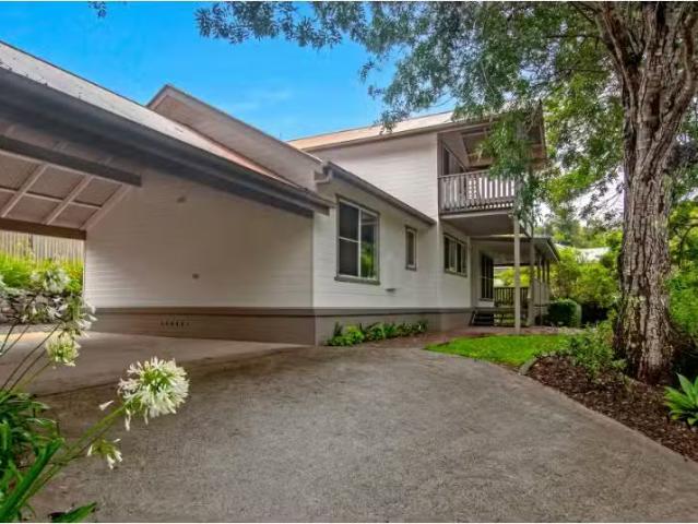 Just in! 3 BR 1 Rankin Drive, Bangalow House for rent Listed.