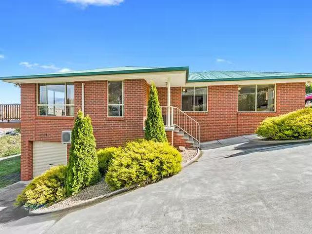 Rental! 3 BR 20 Chatterton Court, Claremont, TAS 7011