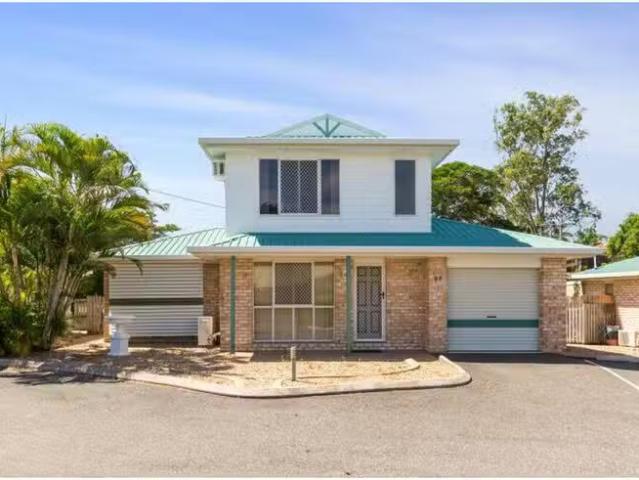 Deal! 3 BR 23/100 Victoria Place, Berserker, QLD 4701