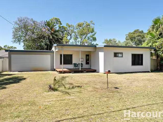 Cozy 3 BR 23 Duncan Road, Coodanup, WA 6210