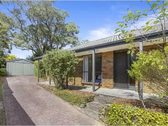 Deal! 3 BR 23 Lovenear Grove, BALLARAT EAST House for rent Li.