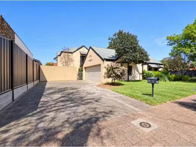 Cheap 3 BR 24B Tudor Street, Dulwich House for rent Listed by.