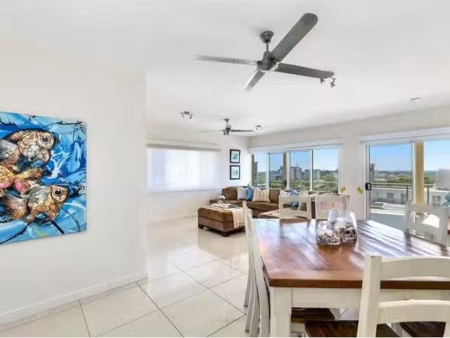 Cheap 3 BR 26/101 Mitchell Street, DARWIN CITY Apartment for r.