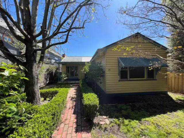 Cheap 3 BR 26 Fellows Street, Mitcham VIC 3132 House For Lease