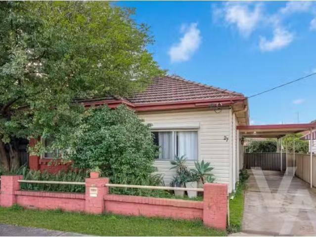 Charming 3 BR 27 Cowper Street, Carrington House for rent Lis.