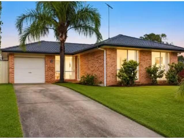 New 3 BR 2 Whorlong Street, St Helens Park House for rent Lis.