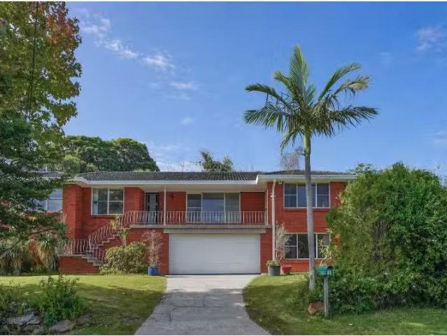 Just in! 3 BR 2 Ryan Place, Beacon Hill House for rent Listed.