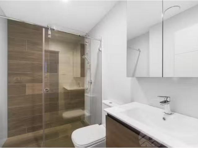 For Rent! 3 BR 301/41A Manchester Drive, Schofields Apartment.