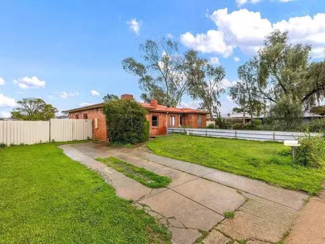 Rental! 3 BR 31 Charmouth Road, Davoren Park, SA 5113