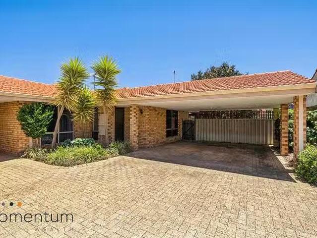 For Rent! 3 BR 3/21 Tuam Street, Victoria Park, WA 6100