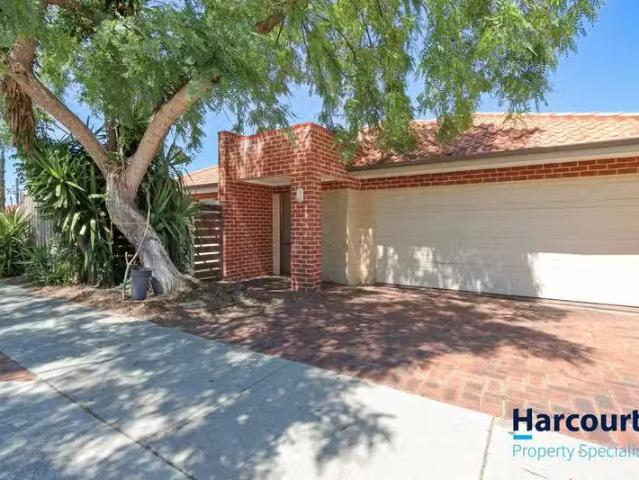 For Rent! 3 BR 337A Flinders Street, NOLLAMARA, WA 6061 Hous.