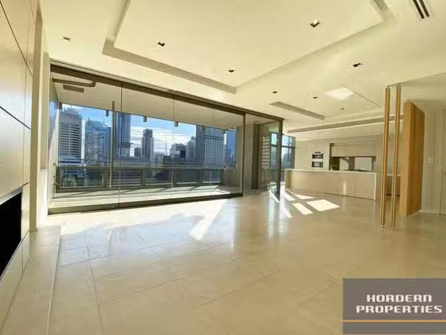 Just in! 3 BR 33/18 College Street, Darlinghurst, NSW 2010