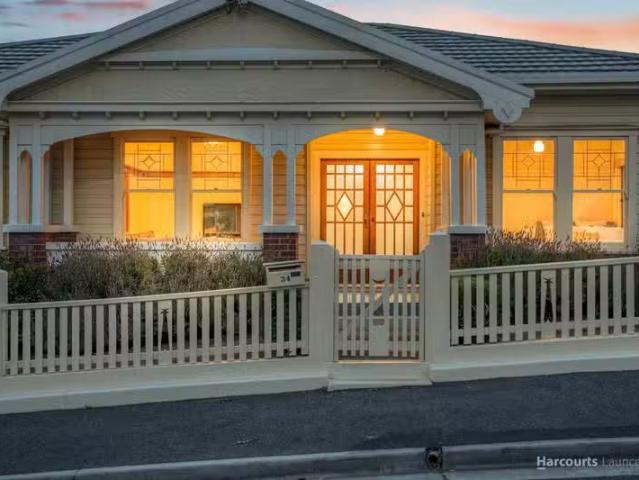 Deal! 3 BR 34 Malabar Street, EAST LAUNCESTON, TAS 7250 Hous.