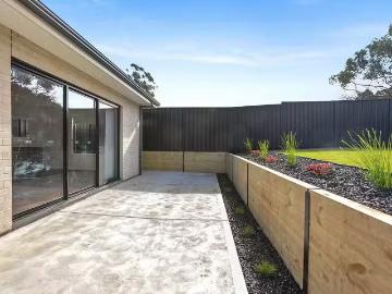 Unique 3 BR 34A Hagen Crescent, Hackham West, SA 5163