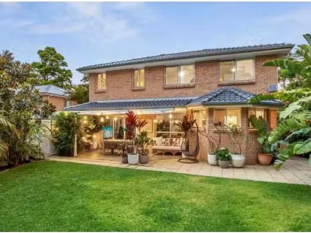 Cozy 3 BR 34D Burrawong Road, Avalon Beach Townhouse for rent.