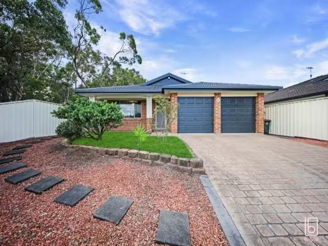 Cozy 3 BR 35 Wongala Avenue, BLUE HAVEN House for rent Listed.