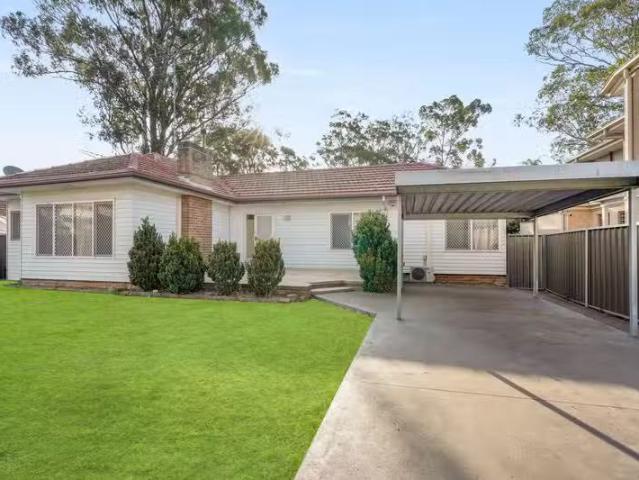 Charming 3 BR 36 Linden Street, MOUNT DRUITT, NSW 2770 House.