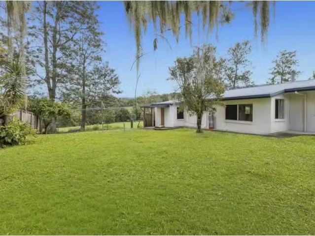 Nice 3 BR 3/70 Swifts Rd, Tyalgum Apartment for rent Listed b.
