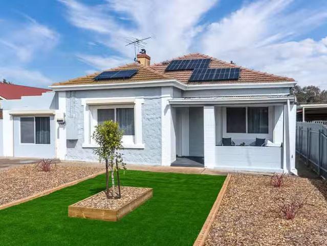 Deal! 3 BR 39 Hill Street, Murray Bridge, SA 5253