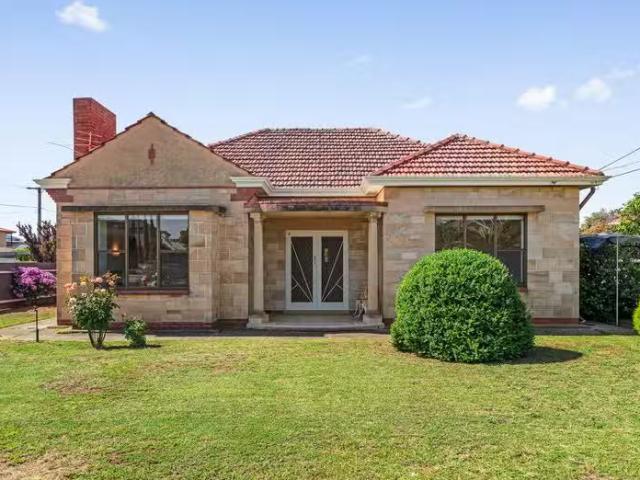 For Rent! 3 BR 40 Nelson Avenue, FLINDERS PARK, SA 5025 Hous.