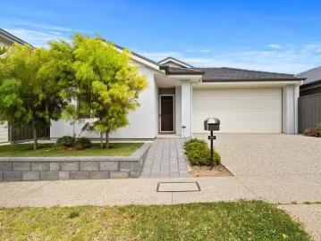 Charming 3 BR 40 Serenity Rise, Port Noarlunga, SA 5167