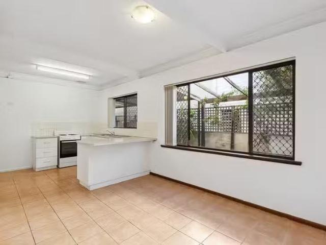For Rent! 3 BR 45B King William Street, Bayswater, WA 6053