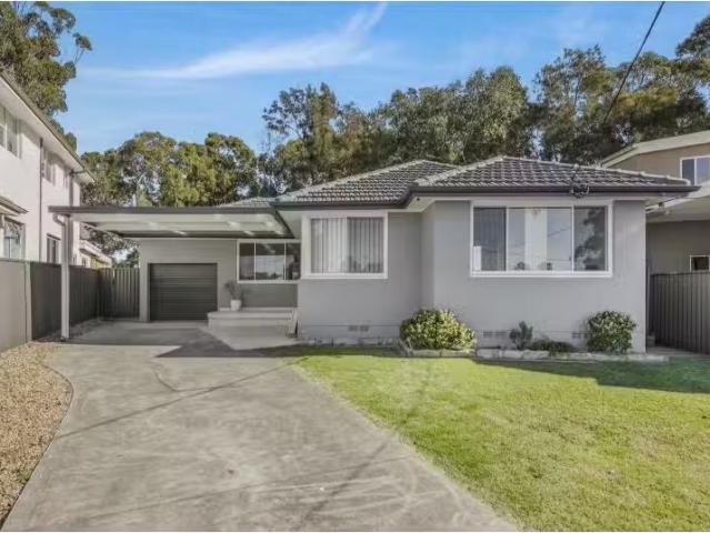 Just in! 3 BR 46 Thames St, MERRYLANDS WEST House for rent Li.