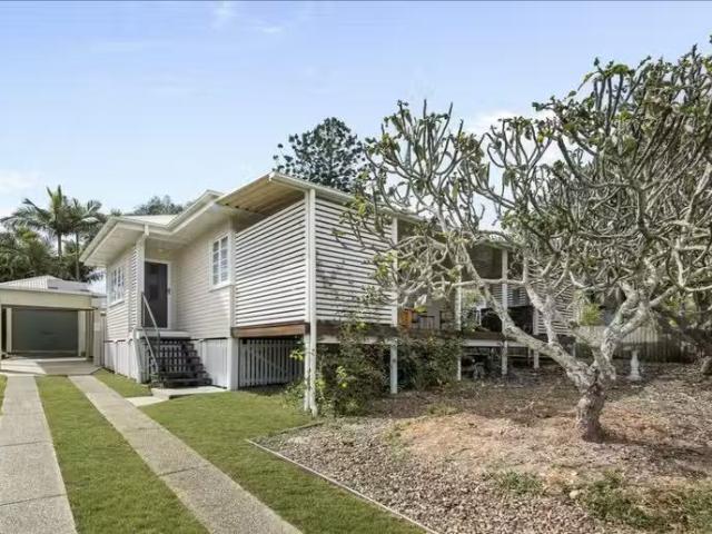 For Rent! 3 BR 48 Funnell Street, Zillmere, QLD 4034 House f.