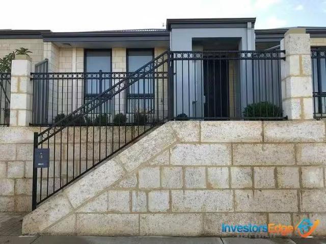 Unique 3 BR 48 Ryhill Crescent, Wellard, WA 6170