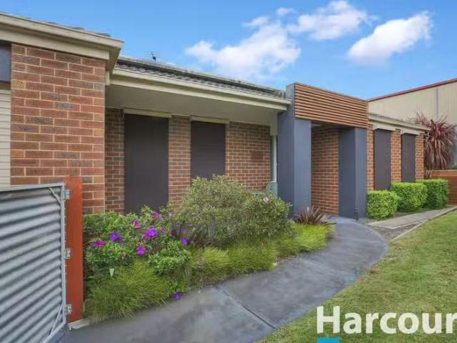 For Rent! 3 BR 4 Lawrence Road, DROUIN, VIC 3818 House for R.
