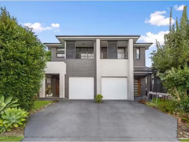 New 3 BR 4B Fifth Avenue, Jannali Townhouse for rent Listed b.