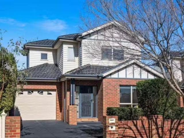 Cozy 3 BR 5/19 21 Haig Street, Reservoir VIC 3073 Townhouse.