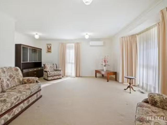Charming 3 BR 5/29 Vinter Ave, Croydon VIC 3136 Unit For Lease