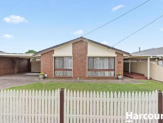 Cozy 3 BR 54 Judkins Avenue, HOPPERS CROSSING, VIC 3029 Hous.