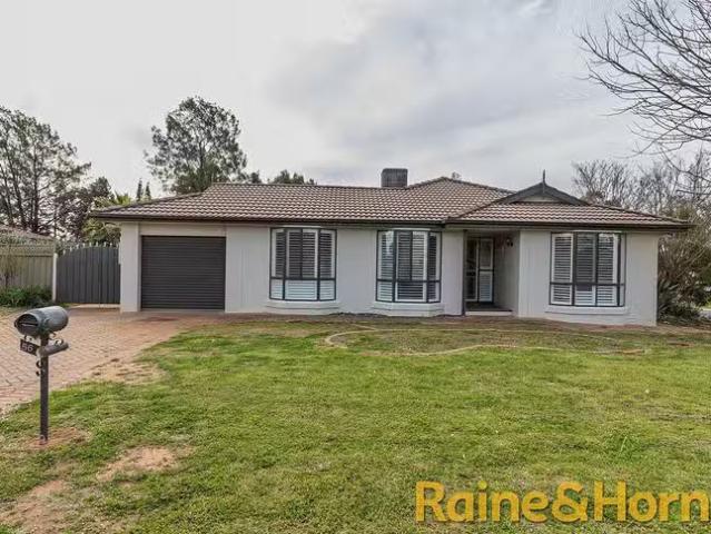 Rental! 3 BR 56 Cardiff Arms Avenue, Dubbo, NSW 2830