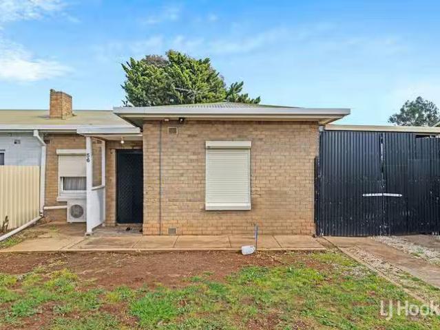 Just in! 3 BR 56 Mofflin Road, Elizabeth Grove, SA 5112